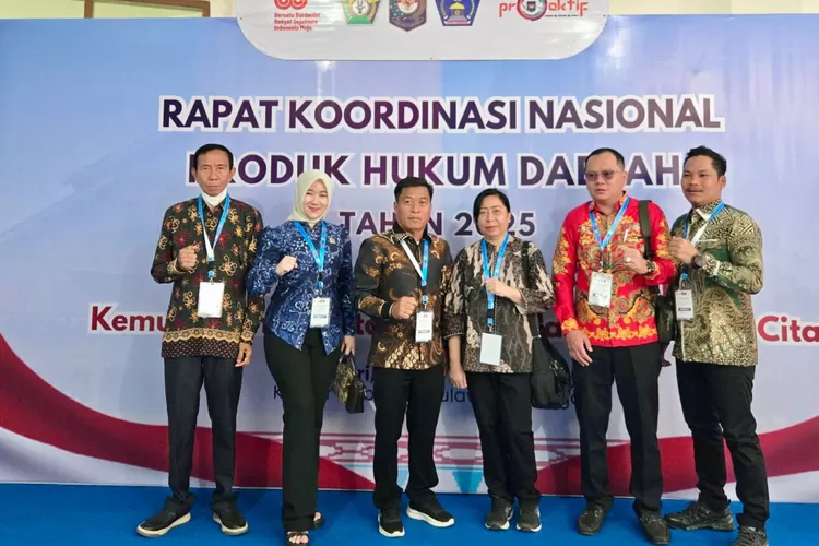DPRD Murung Raya Hadiri Forum Nasional Sinergitas Produk Hukum Daerah dan Pemerintah Pusat di Kendari (foto : DPRD Mura)