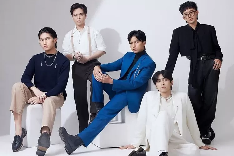 Lirik lagu UN1TY - Awal Terbaik (UN1TY)