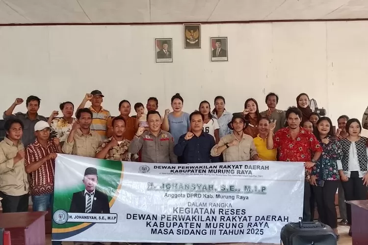 Johansyah Serap Aspirasi Warga Sungai Bakanon (foto : Kalteng Lima)