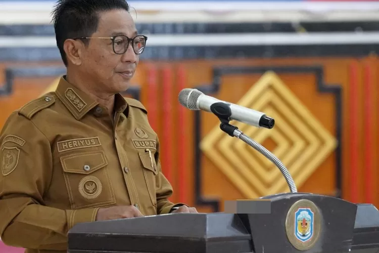 Bupati Heriyus