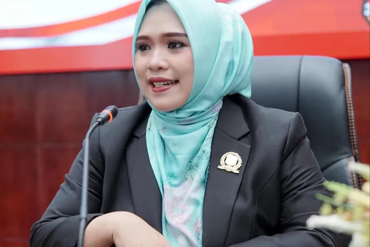 Dina Maulidah (kalteng Lima)