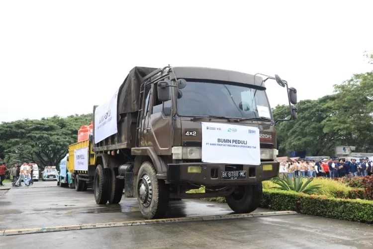 Danantara Indonesia bersama Badan Pengaturan Badan Usaha Milik Negara (BP BUMN) mengerahkan dukungan 109 armada truk pembawa bantuan kemanusiaan di Sumatera (Dok.&nbsp;Danantara)