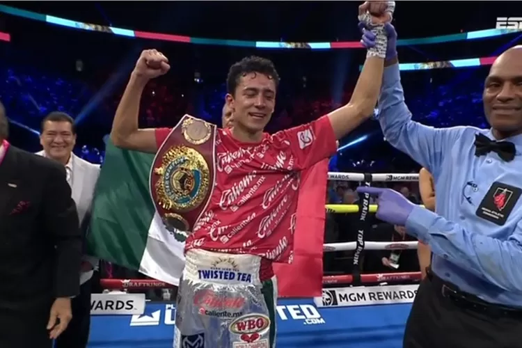 Rafael Espinoza (Foto X @Superboxeo1)