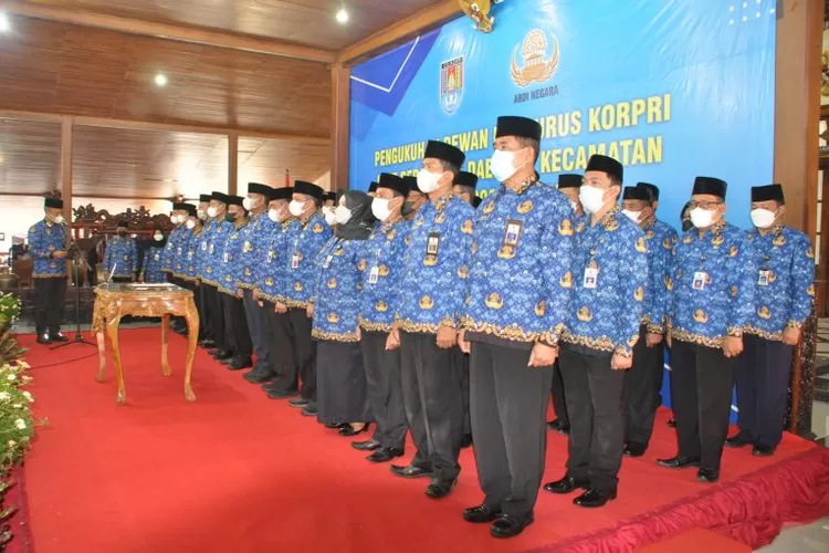 Inilah Prediksi Nominal Gaji PNS Golongan I, II, III, Dan IV Setelah ...