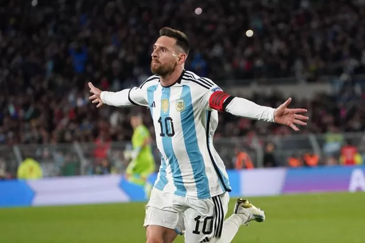 Hasil Pertandingan Peru Vs Argentina: Skor 0-2, Lionel Messi Borong 2 ...