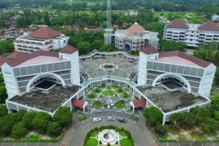 5 Universitas Swasta Terbaik Di Yogyakarta Tahun 2023, Kampus UII Dan ...