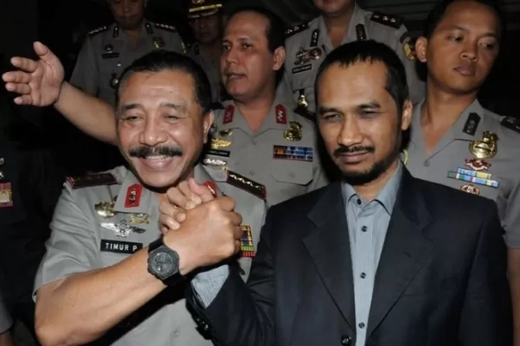 Mantan Ketua KPK Abraham Samad Minta Tersangka Firli Bahuri Segera ...