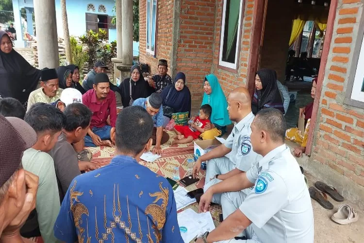 Jasa Raharja Jamin Seluruh Korban Kecelakaan Minibus Yang Terseret Truk ...