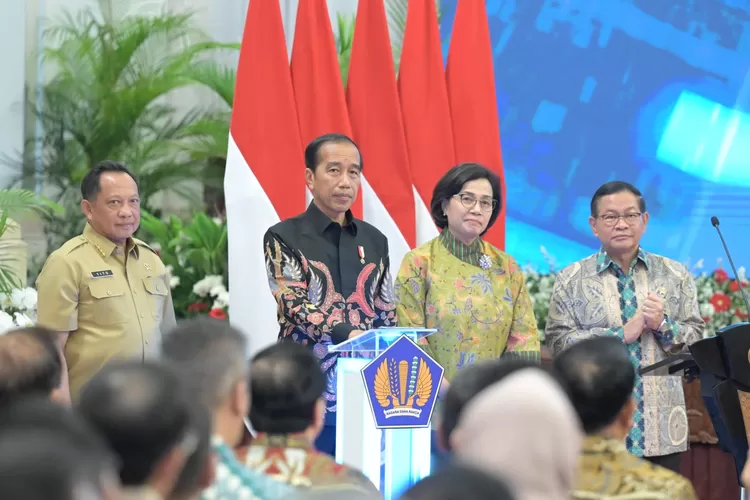 Moment Yang Dinanti Jokowi Telah Umumkan Pp Kenaikan Gaji Pensiunan