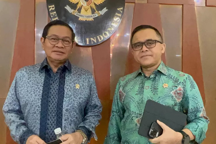 Menteri PANRB Bicarakan Skenario Pemindahan ASN Ke IKN Bersama ...