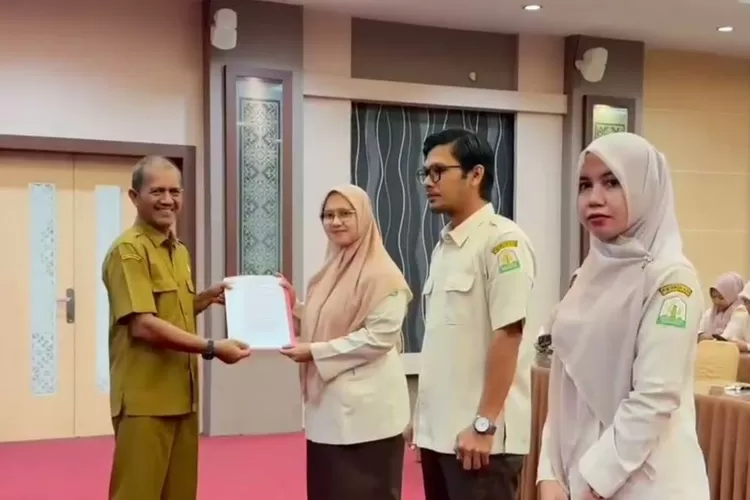 141 Tenaga Kontrak Dinas Pengairan Aceh Terima SK Tahun 2024 - Klik ...