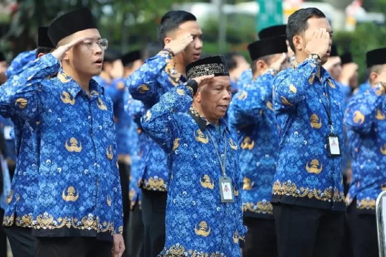 HINGGA 70 TAHUN, BKN TEGASKAN BATAS USIA PENSIUN ASN 2024 KHUSUS BAGI ...