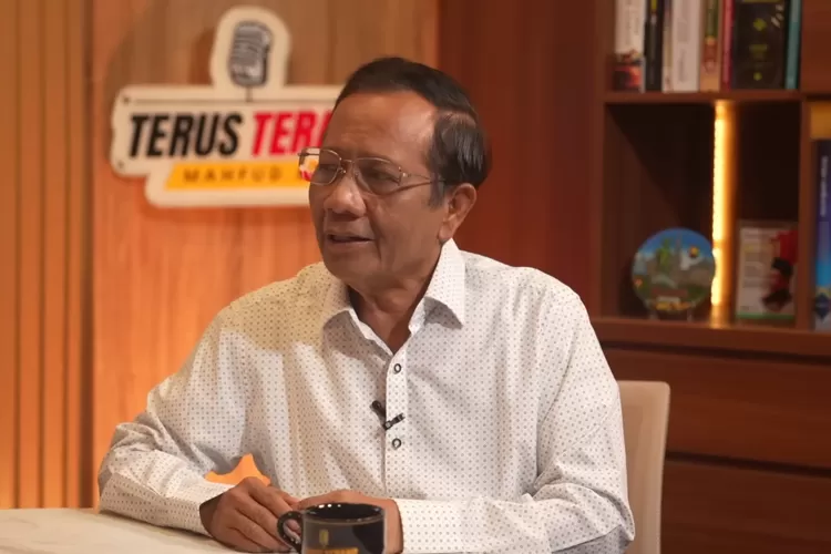 Mahfud MD sebut Budi Arie tak punya kapabilitas sebagai menteri. (Foto/YouTube/Mahfud MD Official.)