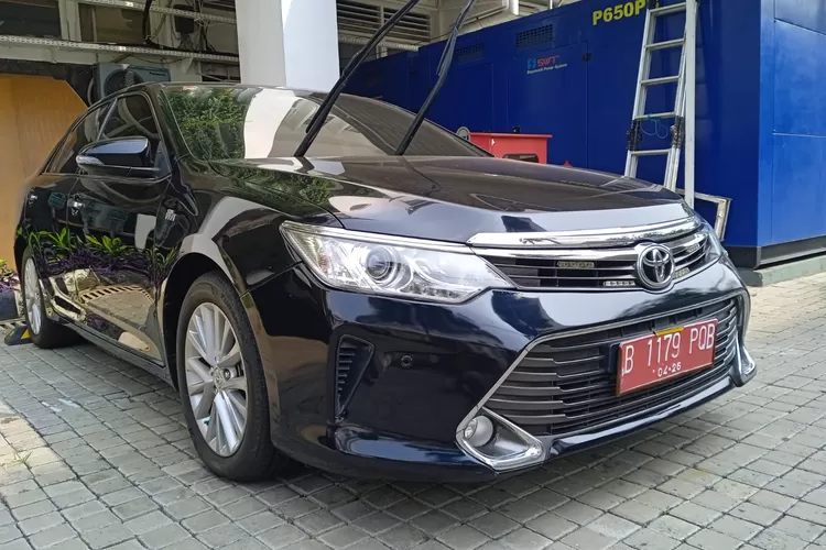 Lelang Mobil Bekas Sedan Toyota Camry A T Bodi Mulus Nan Kinclong Cuma Rp Jutaan