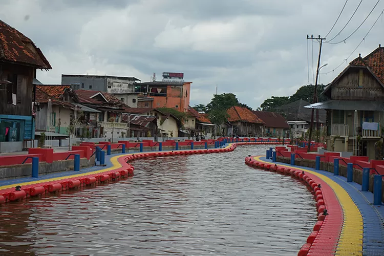 Wisata Sungai Sekanak Lambidaro, Tempatnya Mudah Di Akses Berada Di 