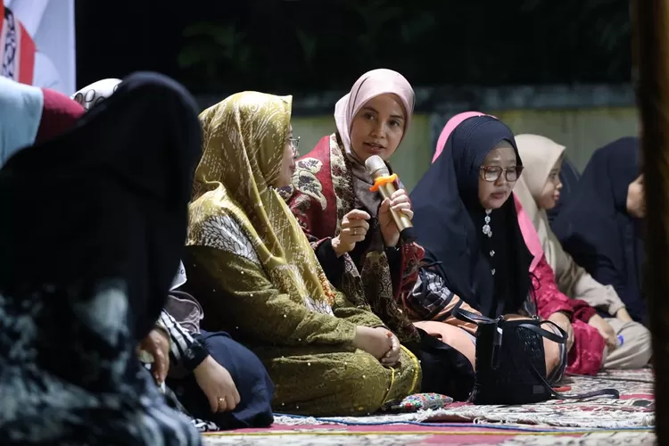 Kunjungi Ponpes Di Probolinggo, Atikoh Ganjar: Pondok Pesantren ...