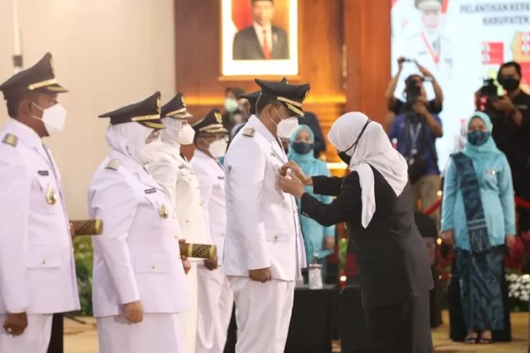 Ilustrasi  kepala daerah terkaya di Jawa Timur