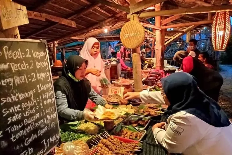 Suka Kulineran? Jangan Lewatkan Daerah Pusat Makanan Halal Terbesar Di ...