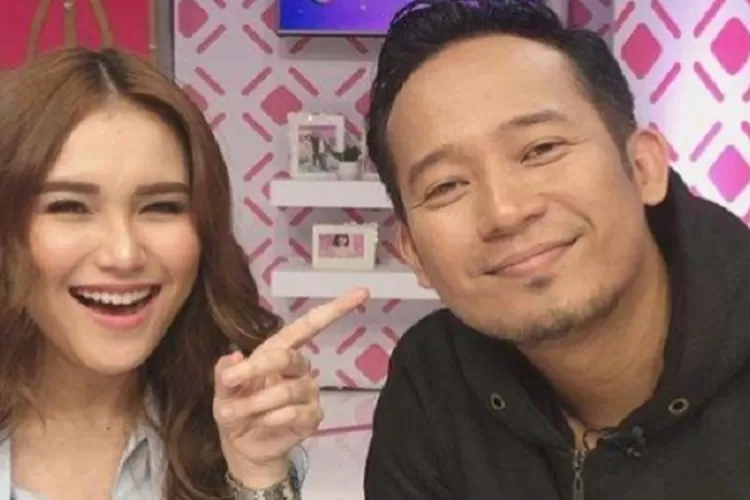 750px x 500px - Ayu Ting Ting dan Denny Cagur Terseret Kasus Dugaan Promosi Judi Online,  Ada 26 Artis Dilaporkan - Aurora News