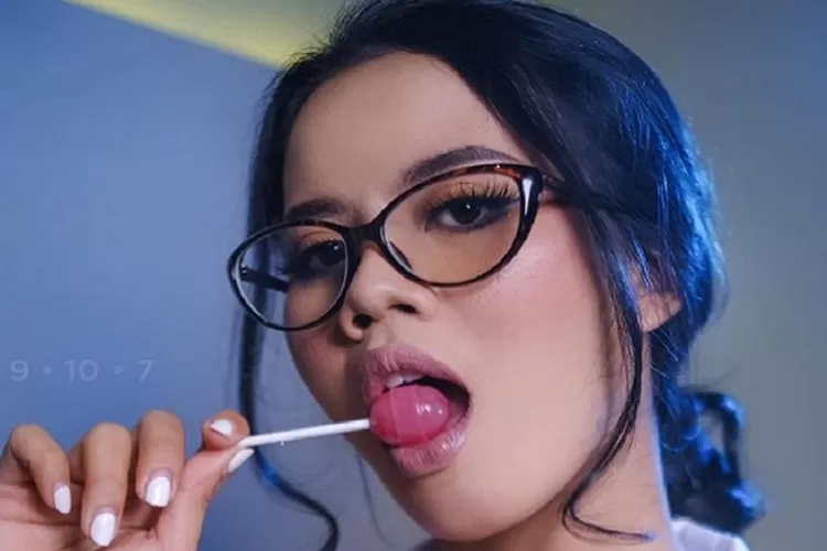 Bokep Kamboja - Siskaeee Beberkan Mangkir 2 Kali Panggilan Penyidik Kasus Film Porno, Asyik  Karaokean di Kamboja - Aurora News