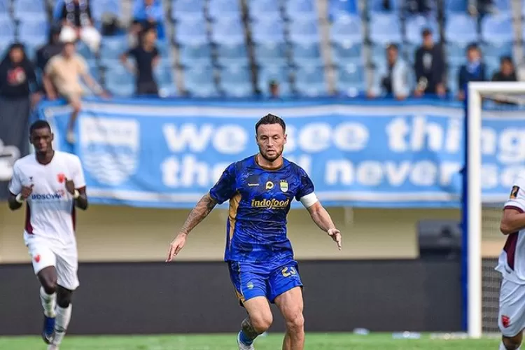 Marc Klok saat membela Persib melawan PSM di Piala Presiden 2024