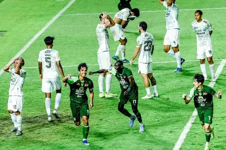 Persebaya mengalahkan Persib di pekan 25 BRI Liga 1 