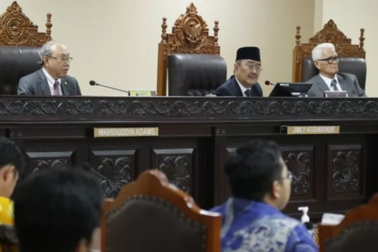 Anwar Usman Cs Diperiksa MKMK, Respon Jimly Asshiddiqie Setelah Sidang ...