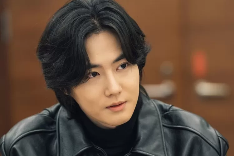 Jadi Pemeran Utama dalam Drama ‘The Crown Prince Has Disappeared’, Suho