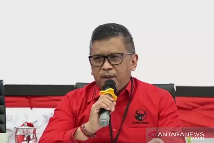 Hasto: Gibran Sudah Pamit Kepada Puan Maharani - Sinar Harapan