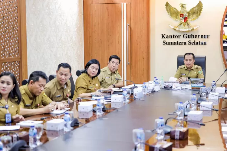 Pj Gubernur Sumsel Rancang Program Bedah Rumah Serentak untuk HUT ke-78