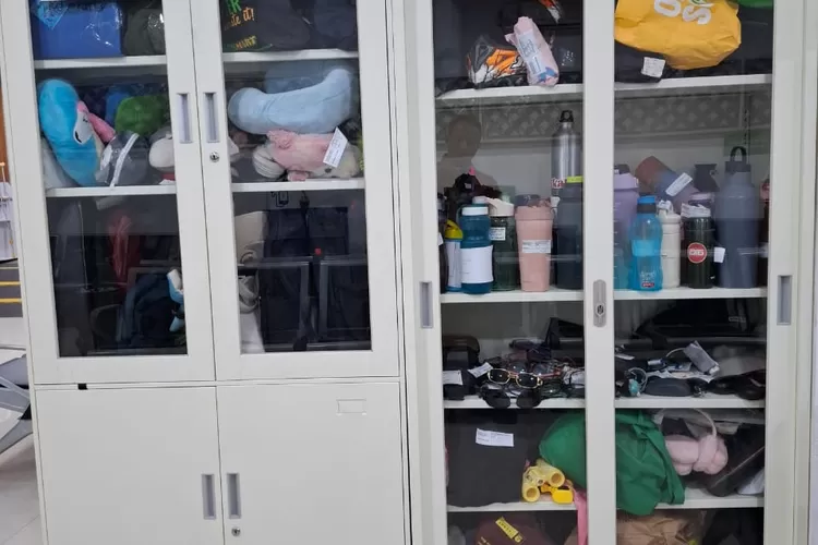   Ribuan Barang Tertinggal di Stasiun Kereta Bandara Yogyakarta.