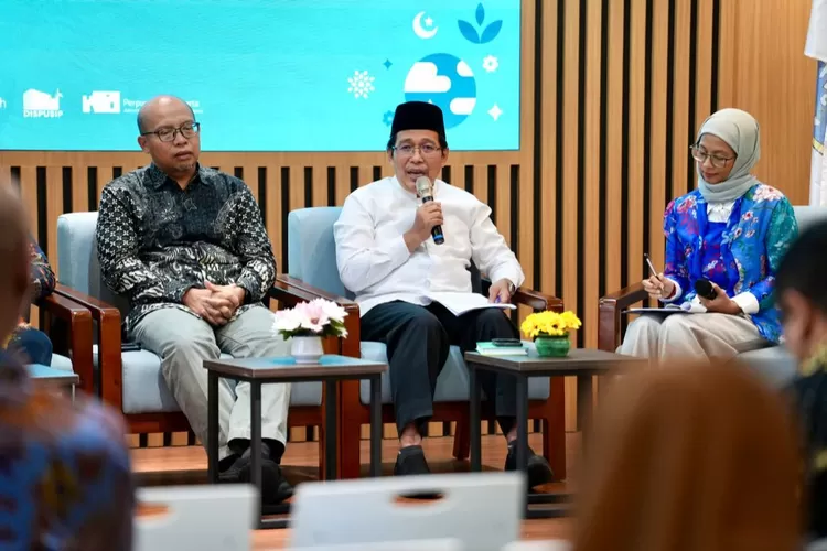  MOSAIC (Muslims for Shared Action on Climate Impact) dan Pares UGM menggelar diskusi bertajuk &lsquo;Wakaf Hutan dan Filantropi Islam untuk Aksi Iklim&rsquo;.