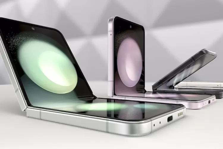 Snapdragon 8 Gen 2 yang dipakai HP Samsung Galaxy Z Flip5 5G hasil rancangan SoC Qualcomm yang dirakit TSMC.*