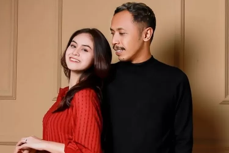 Profil Dwinda Ratna Mantan Istri Pesinetron Furry Setya Alias Mas Pur Punya Kisah Cinta