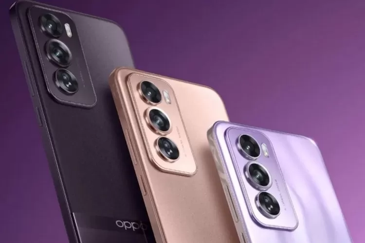 Oppo Reno 12 Series memiliki chipset yang lebih baru yaitu chipset MediaTek Dimensity 7300 serta tampilkan layar OLED FHD+ 120Hz 6,7 inci.*