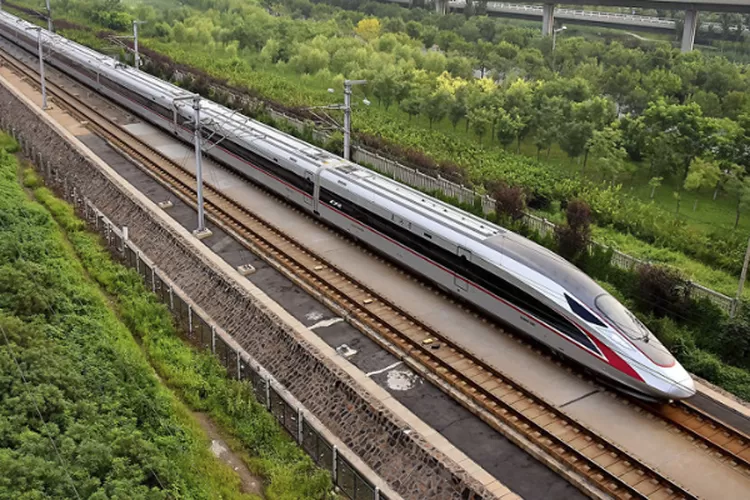 Kereta Cepat Whoosh (dok kcic.co.id)