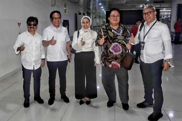 Ketua Ikatan Alumni dari beberapa kampus di Bandung turut mendukung program pengelolaan sampah di Bandung raya (dok IA ITB)