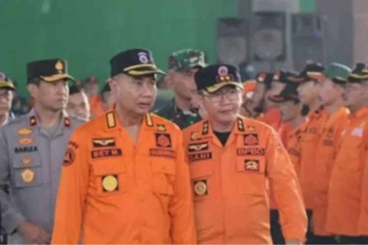 Kesiapan dan kerjasama seluruh pihak menjadi kunci utama dalam menghadapi ancaman bencana jelang musim hujan ini. (dok jabarprov.go.id)