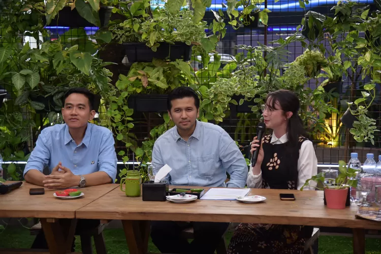 Gibran resmi tunjuk Emil Dardak dan Arumi Bachsin jadi jubir (press release)