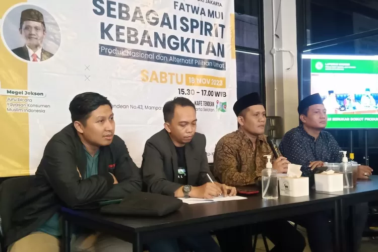 Diskusi terkait produk nasional  (press release)