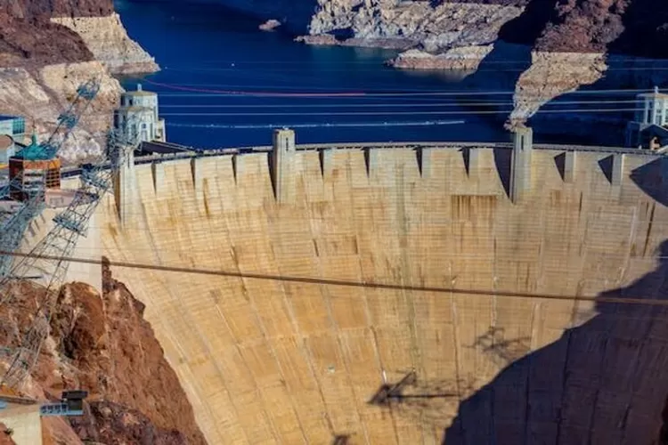 Bendungan yang membahayakan manusia (Pexels/ Dustin Konrad)