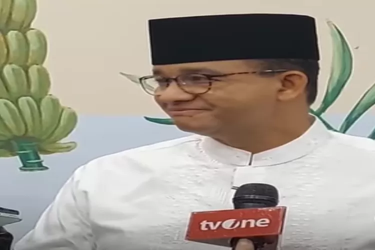 Anies tengah memberi selamat ke Prabowo (Tangkapan Layar Akun Youtube Kompas TV  )