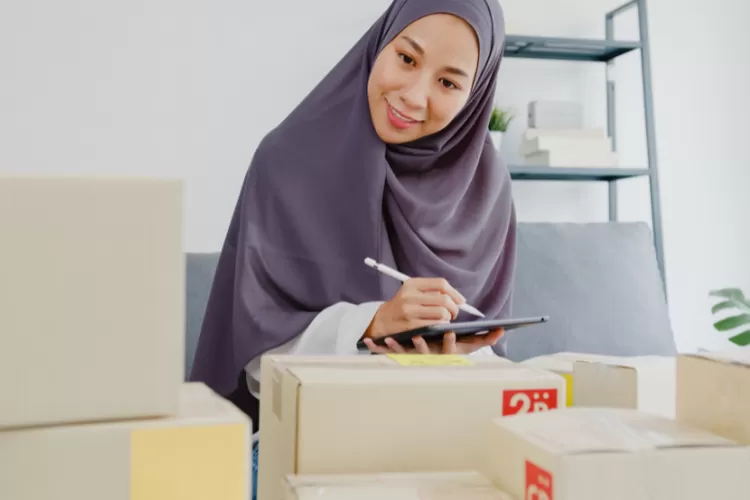 Deretan ide usaha (freepik/tirachardz)