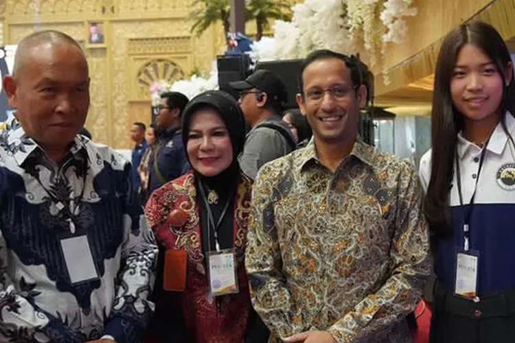  dalam pembukaan konvensi XXIX dan temu tahunan XXV forum rektor indonesia (Instagram/@nadiemmakarim)