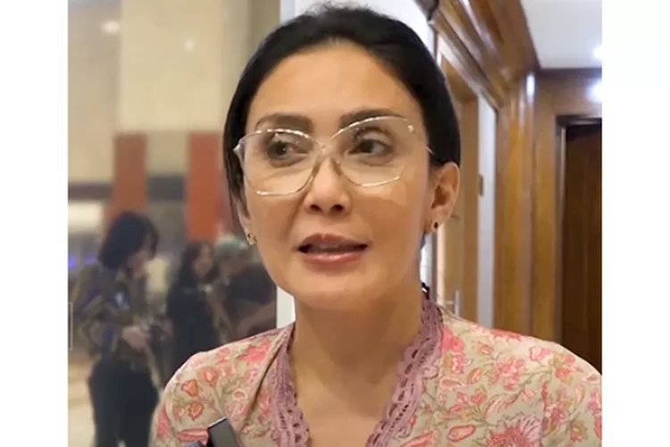 Rieke Diah Pitaloka anggota VI DPR RI dari Fraksi PDIP (dok youtube TVR PARLEMEN)