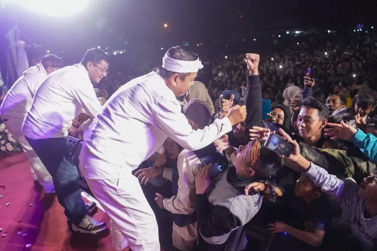 KDM saat bertemu masyarakat kota Cimahi (dok Promedia)