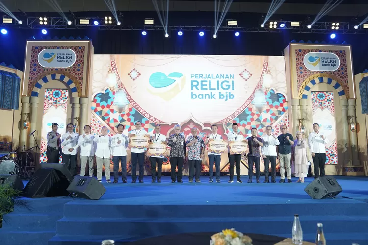 Acara Perjalanan Religi bank bjb (dok bank bjb)