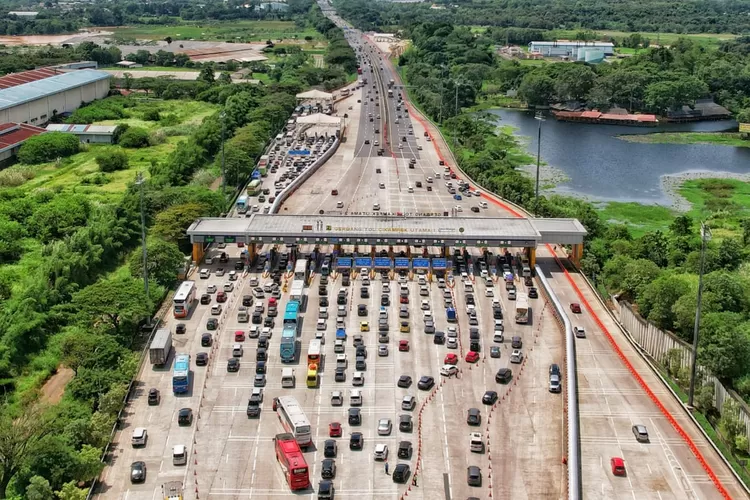 Gerbang tol Cikampek Utama (dok Jasa Marga)