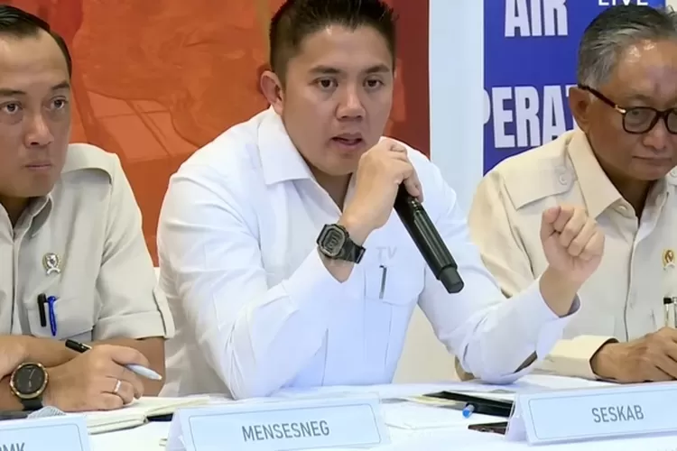 Seskab Teddy Indra Wijaya (Tangkap layar YouTube Kompas TV)