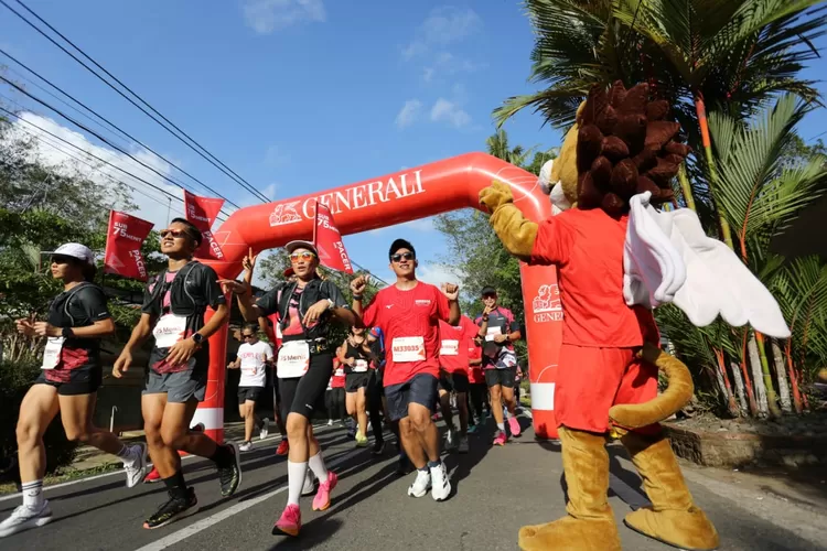 Generali Indonesia memberikan perlindungan kepada 10.000 pelari Borobudur Marathon 2023 di Kompleks Candi Borobudur, Magelang, Jawa Tengah, Minggu (19/11). (Istimewa)